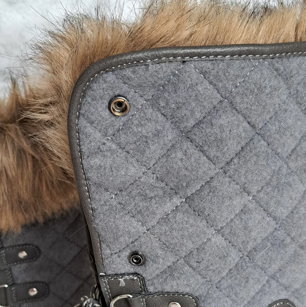 Global Win Quilted gray fur warm tall Duck Boot winter Snow boots. Size 8.5.